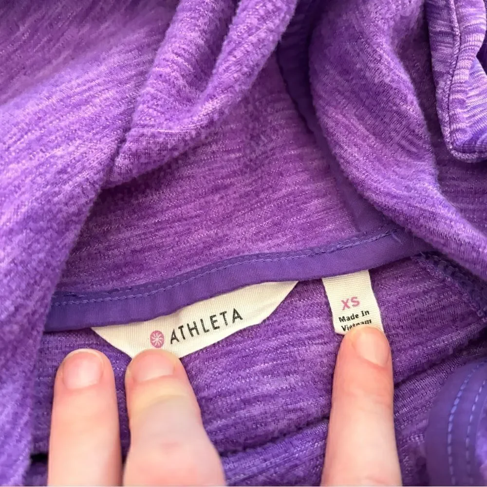 Set of 2 Athleta Lookout Techie Pullover Sweatshirt Hoodies